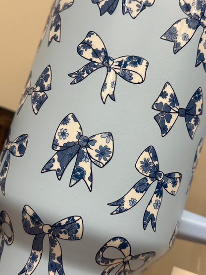Toile Coquette Bows Tumbler